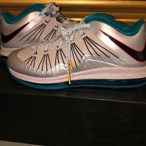 Air Max LeBron 10 Low 'Tropical Teal Platinum'